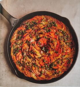 Zweierlei-Kartoffel-Gratin mit Chimichurri