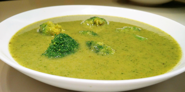 Basische Brokkolisuppe